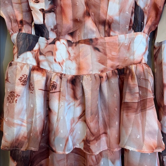 NWT- Socialite Floral Clip Dot Long Sleeve Minidress, Grey/Peach, size XS - Picture 7 of 12